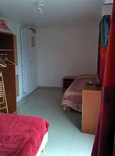 Hotel Bertha *